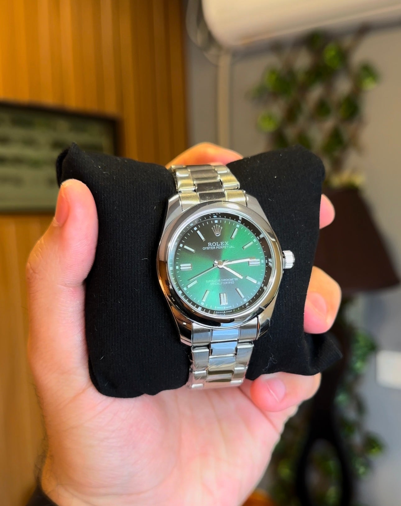 Rlx Oyster Perpetual | Premium Green and Silver with Date Adjuster